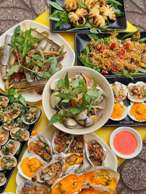 Quán ốc Quận 7: Khám phá thực đơn tại Hết Sảy Ốc